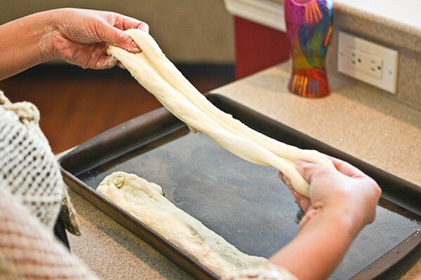 Коледни ароматни хлебчета - стъпка по стъпка в снимки