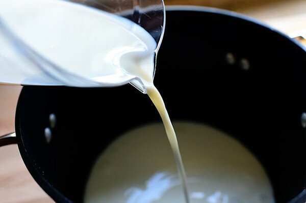 Паста с грах и бекон - стъпка по стъпка в снимки